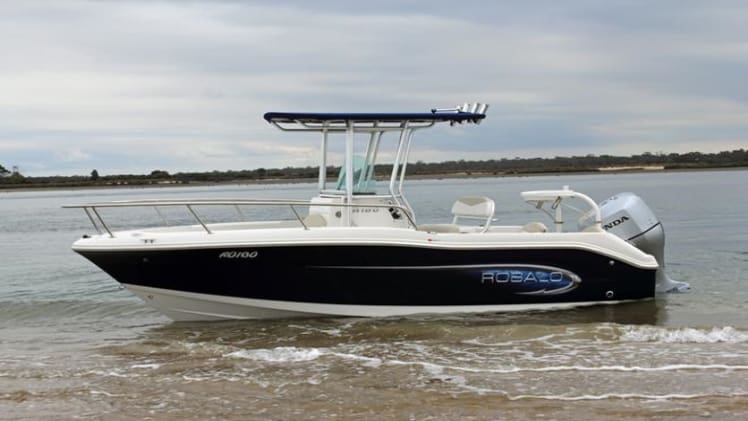 Can Robalo Boats Sink