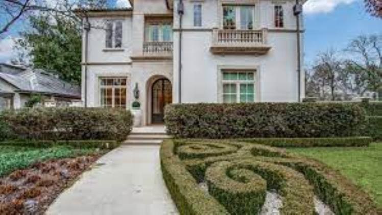 Where Does Kameron Westcott Live